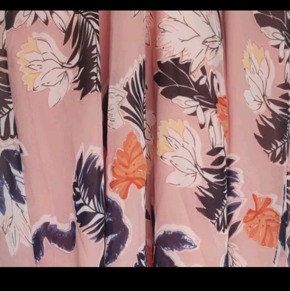 NWOT A New Day Floral Faux Wrap Dress Size Small V-Neck Sleeveless Asymmetric. - Picture 9 of 10